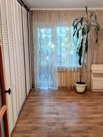 Продаю 3-кімнатну квартиру