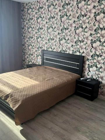 Домбровського вул., 3