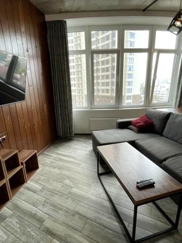 Квартира в стиле Лофт - спальня и кухня-студия