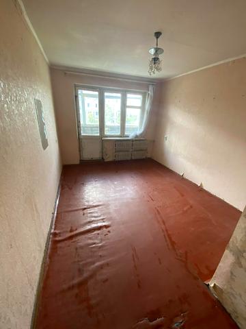 Івана Каркача бульв., 77