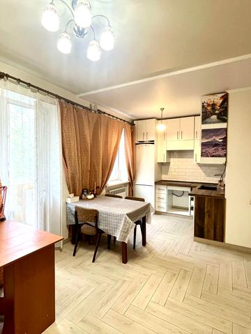 Велика Панасівська вул. (Котлова), 195