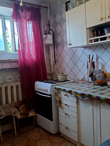 Охтирська вул., 19