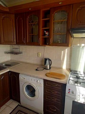 Довгострокова оренда 2к Квартира Зубрівська вулиця