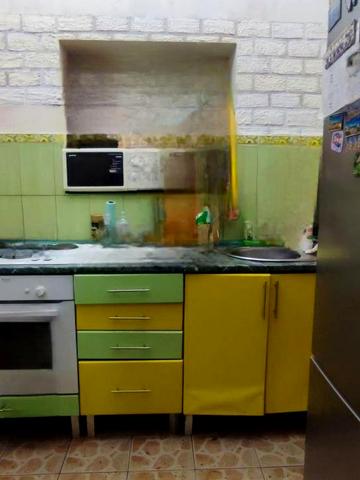 Садиковська вул., 40