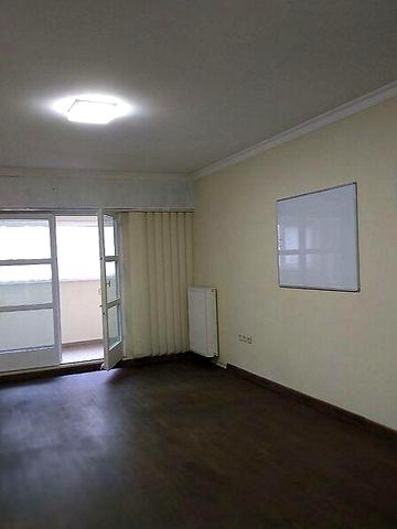 Продаж 3к Квартира пров. Віце-адмірала Жукова