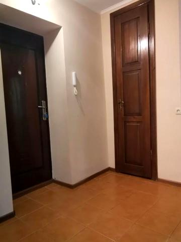 Однокомнатная возле ТРЦ Порт-сити