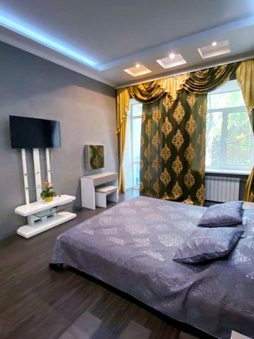 VIP апартаменты с раздельными комнатами и джакузи