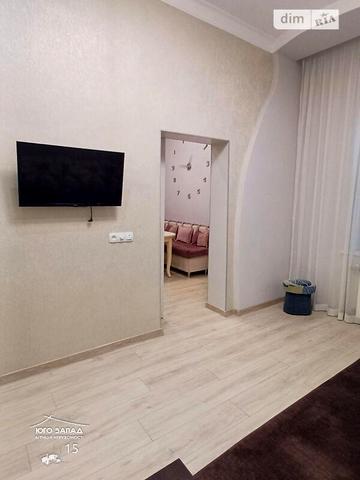 Продаж 3к Квартира Чорноморського козацтва вулиця