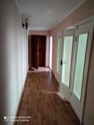 Продається трьохкімнатна квартира