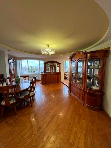 Юрія Іллєнка вул. (Горького), 29