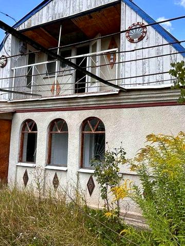 Продам дачний будинок