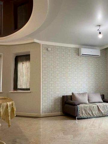 Классный, новый дом в Совиньоне