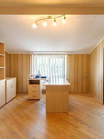 Повстанська вул., 23