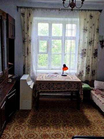 Продам половину будинку