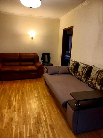 Вадима Гетьмана 46,Караваеві дачі, 2/16 пов, 54/30/8,5, гарна квартира