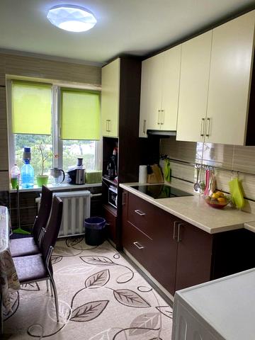 Мандриківська вул., 141