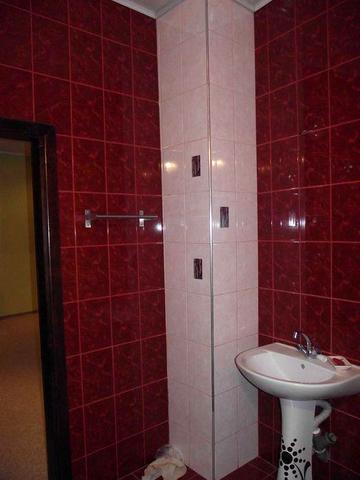 Квартира в безопасном районе - мост влюблённых ( "Стрелка") владелец