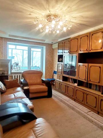 Патріотична вул., 64