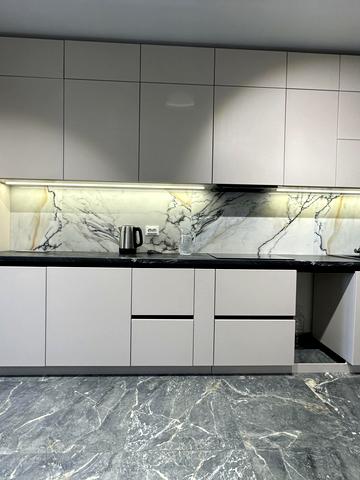 Кадетський Гай вул., 10