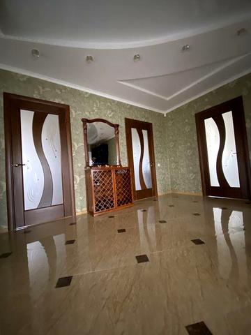 Продаж будинку на Липинському масиві