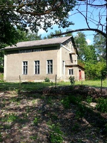 Продам приміщення, земля приватизована. торг