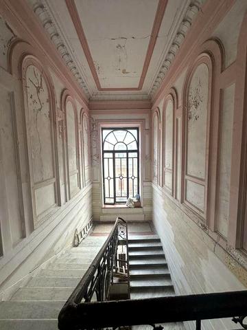 Продам 4 комнатную квартиру. Екатериненская. Греческая. Центр