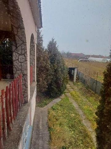 Продається сімейний будинок с. Дерцен