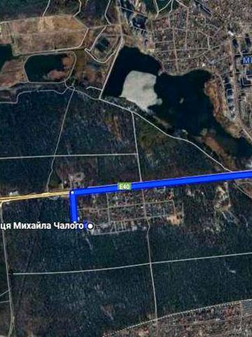 Обмін майнового комплексу (будинків) у лісі поряд з метро Житомирська