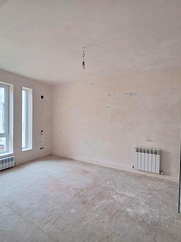 1 кімнатна 50,3 м  у центрі с. Щасливе 8 км від Києва