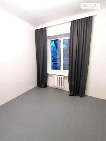 Продаж 2к Квартира вул. Стовпова