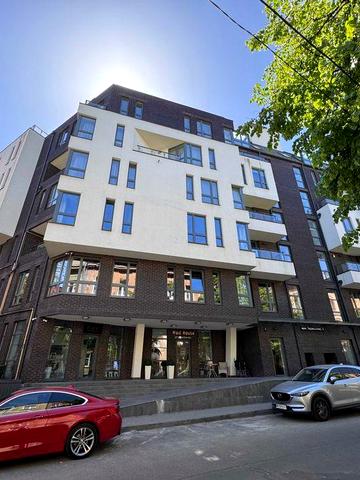 Пропоную Вашій увазі неймовірний пентхаус, біля парку Культури