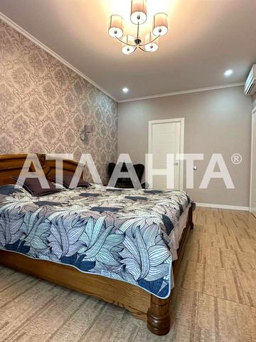 Михайлівська вул., 8