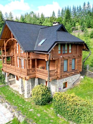 Продається будинок маєток в горах біля г.Піп Іван., с.Дземброня