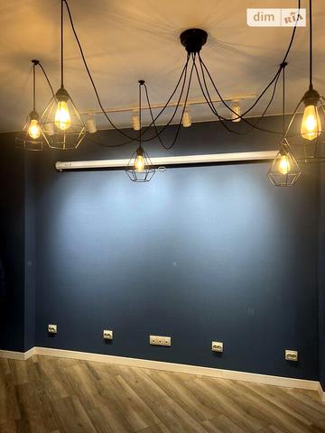 Продаж 3к Квартира Українська вулиця