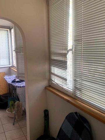 Продаж Квартири, метро Позняки,меблі та техніка залишаются,без комісій