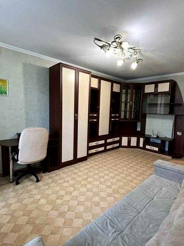 Сдам прекрасную крупногабаритную 1 к/к в приближенном к центру районе