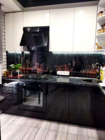 Продам 3х комнатную квартиру р-н Амстора