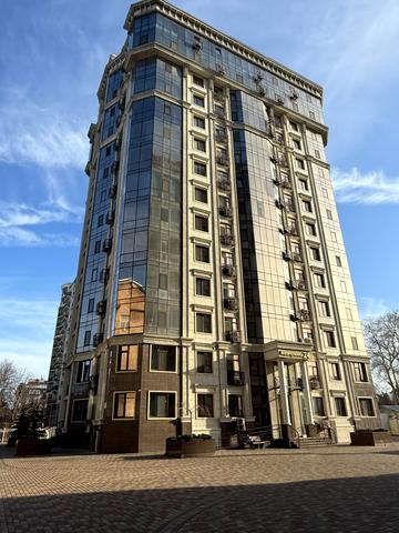 Італійський бульв., 1а