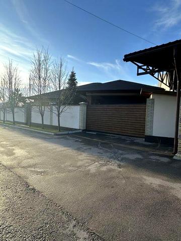 Продам дом в центре города, Б. Гвардейский