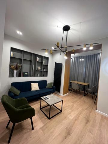 Ботанічна вул., 2