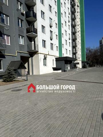 Бородинська вул., 2