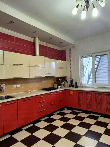 Типографічна вул.