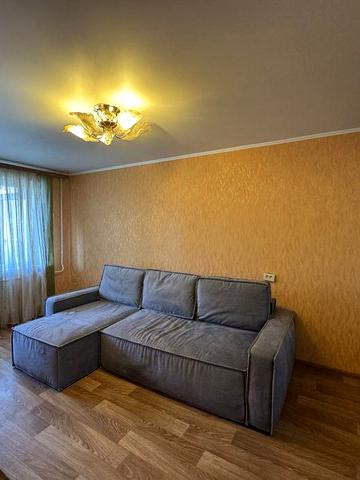 Здається 2 кімнатна квартира в Центрально - міському районі .