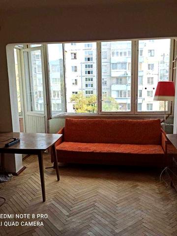 Продається 1 к квартира  Русанівка вул.. Ентузіастів, 29/2.