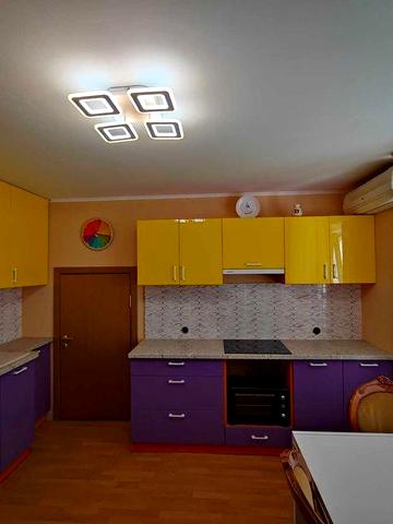 Продається 2к квартира в мікрорайоні Пирогово