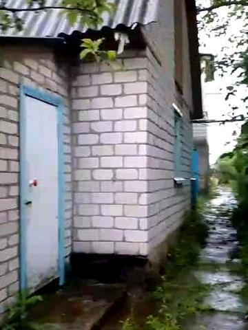 Продам двухповерховий будинок в Низгірцях