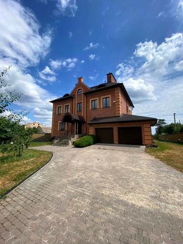 Набережна, 12