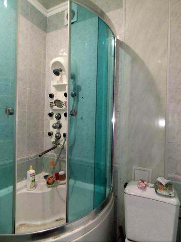 Молодіжна, 10