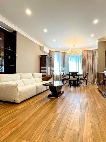 Євгенія Єніна вул. (Бакуліна), 33