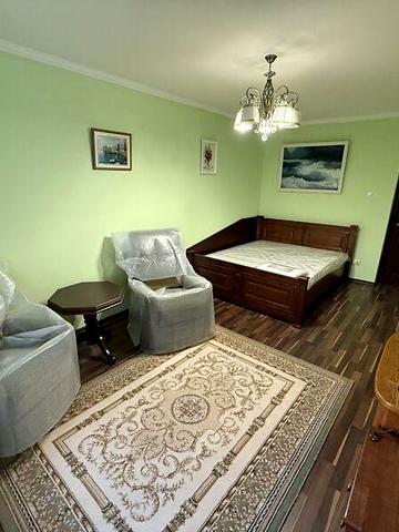 Довгострокова оренда 1к Квартира Довбуша Олекси вулиця